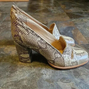 Snake Embossed Block Heel Pumps (sz 9.5) 100% Leather